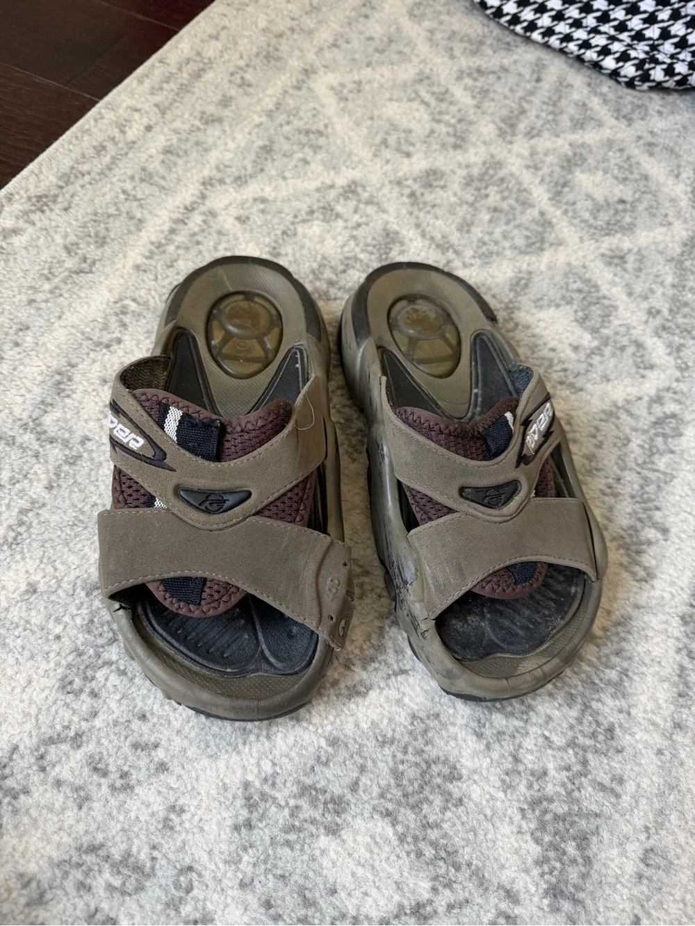 Grendene Brown Sport Comfort Slide Sandals